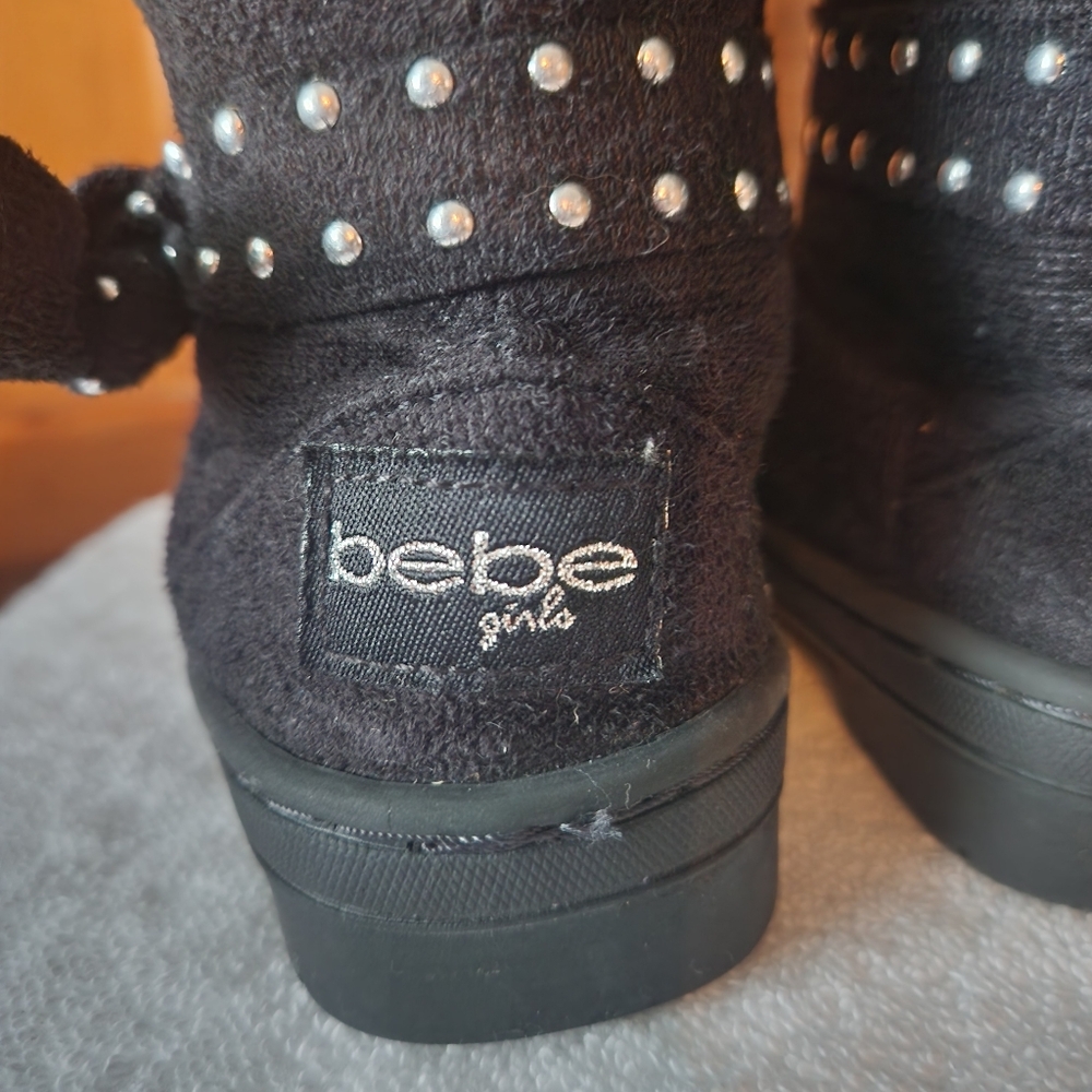 Bebe Black Faux Suede Girls Ankle Boots with Silver Studded Bow Detail Size 5 - Picture 7 of 8